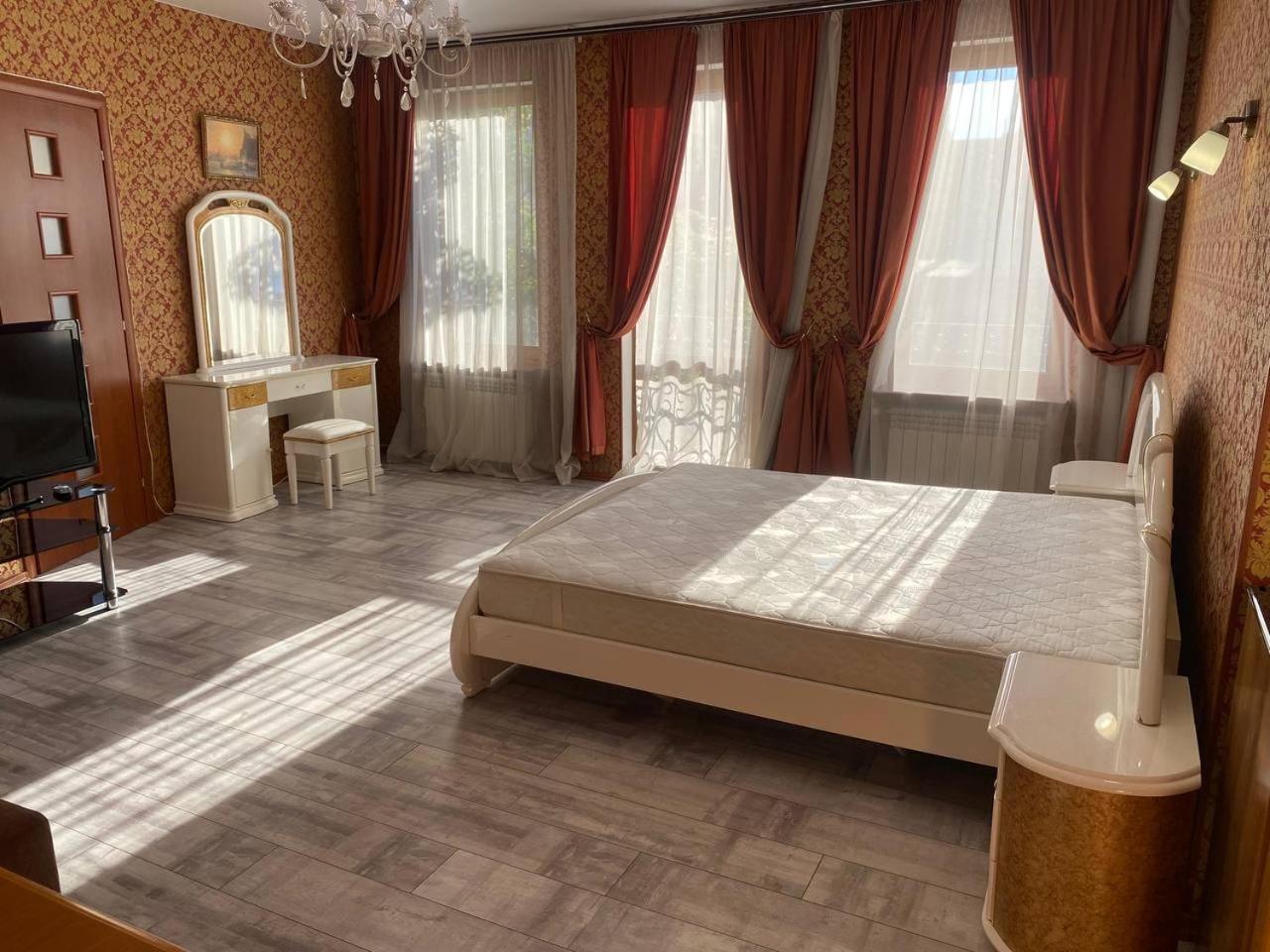 Valencia Hotel Odessa Eksteriør bilde